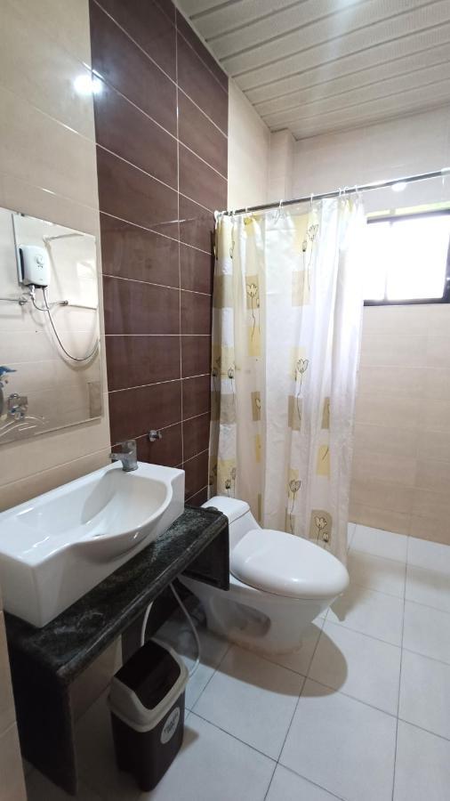 Verano Guesthouse Тагбіларан Екстер'єр фото