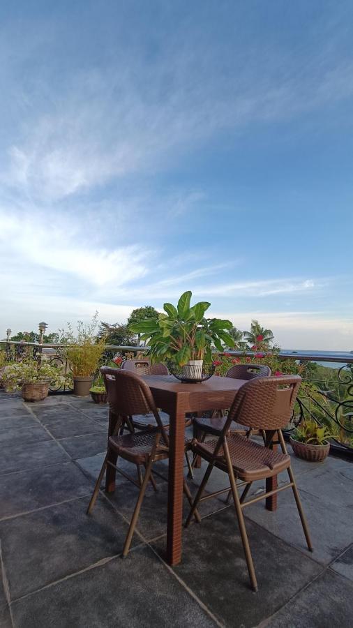Verano Guesthouse Тагбіларан Екстер'єр фото