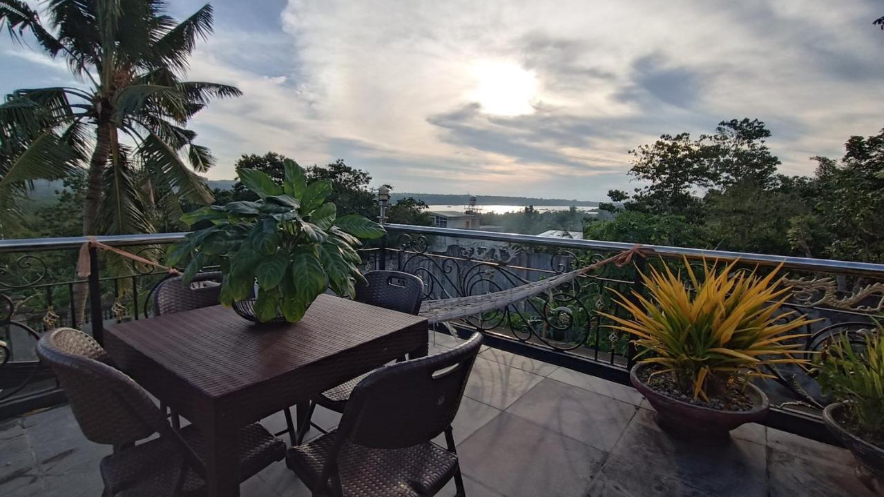 Verano Guesthouse Тагбіларан Екстер'єр фото